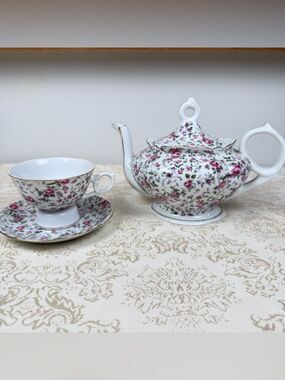 Vintage Lefton China San Francisco Music Box Teapot & Teacup Both Play Music!